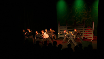 Гнесинцы сыграли «Женитьбу Бальзаминова» в Калининграде