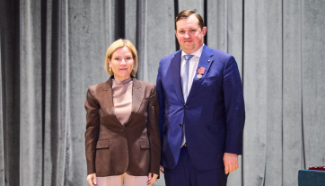 Ольга Любимова вручила Александру Рыжинскому медаль ордена «За заслуги перед Отечеством» II степени