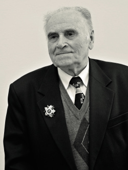 Виктор Порфирьевич КУЗОВЛЕВ