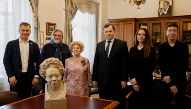 Бюст Елены Гнесиной работы Льва Кербеля передали Гнесинке