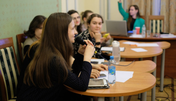 «Слушаем и обсуждаем» современную музыку: новые интеллектуальные игры и концерты